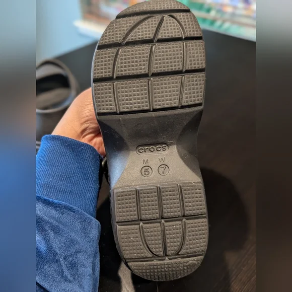 CROCS Black Mules with Red Floral Detail - Picture 3 of 4